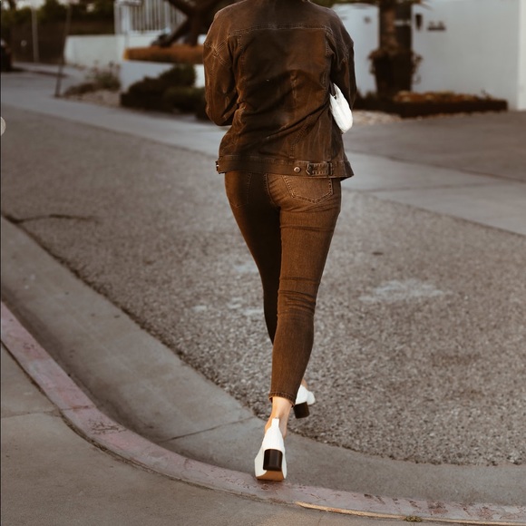 Everlane Day Heels, leather, white, size 10 - Picture 6 of 12